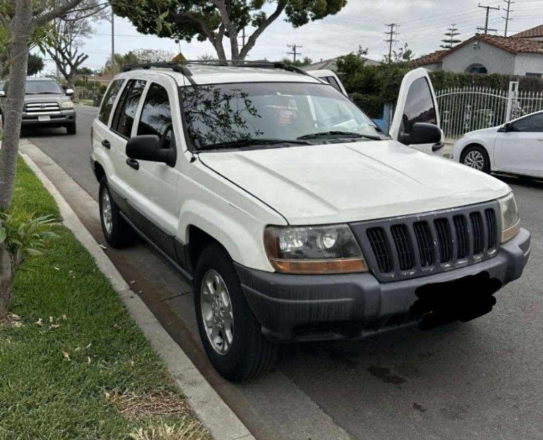 2000 Grand Jeep Laredo