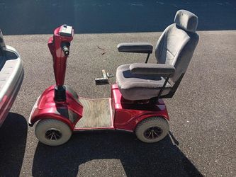 Celebrity Pride XL W/ Bruno Lift 