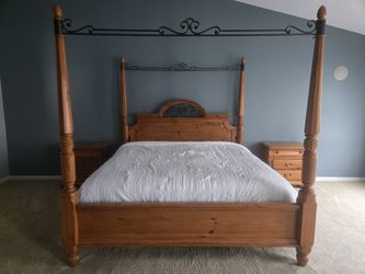 4 Piece Wood Bedroom Set