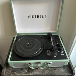 Victrola Journey+ Bluetooth Record Player