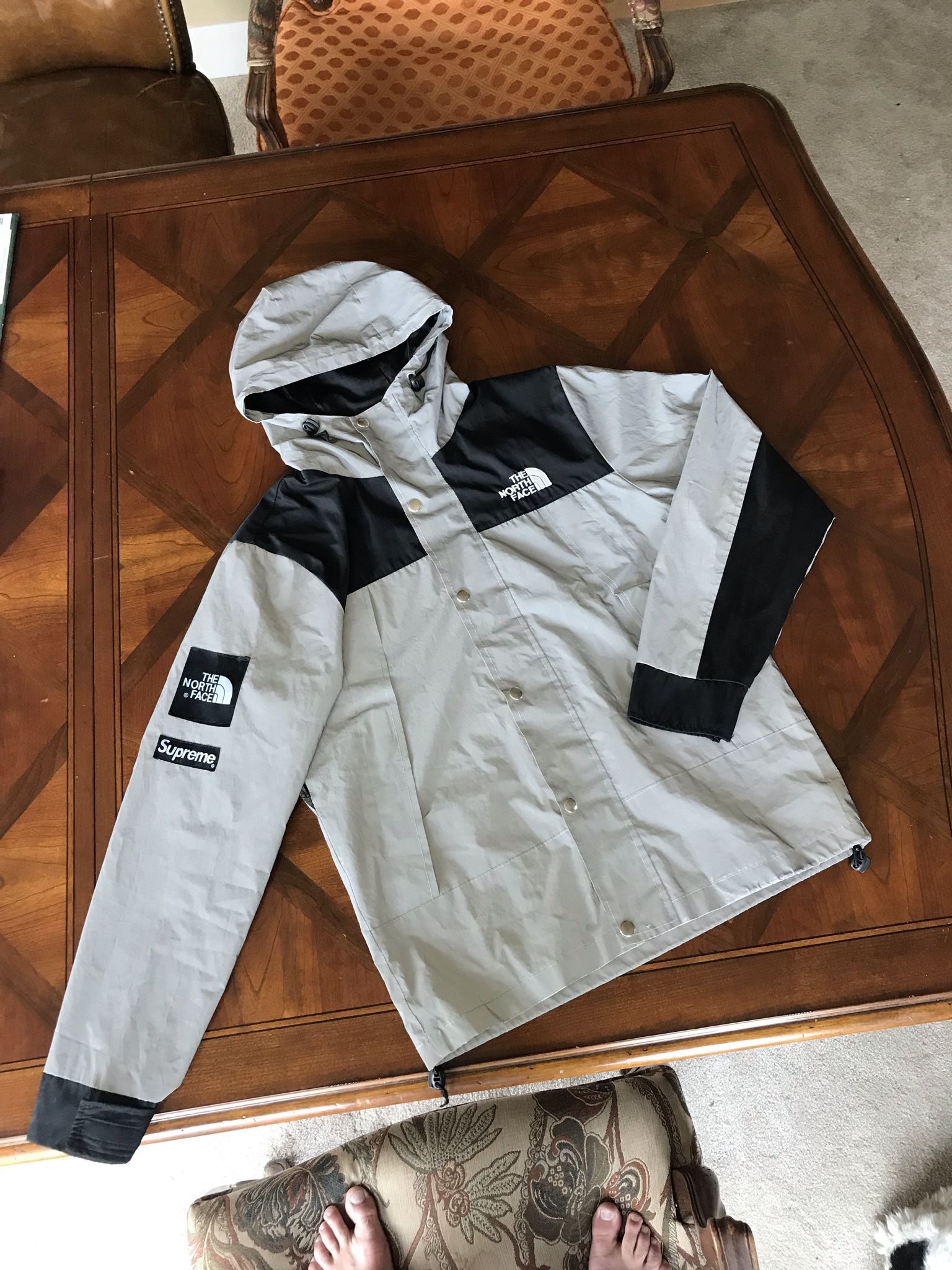 Supreme The North Face 3M Reflective Mountain Jacket Size M