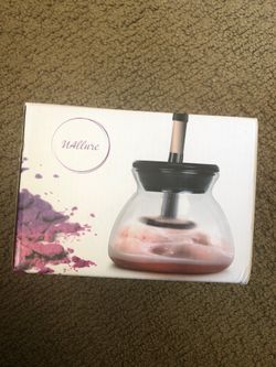Kaboodle premium makeup brush cleaner