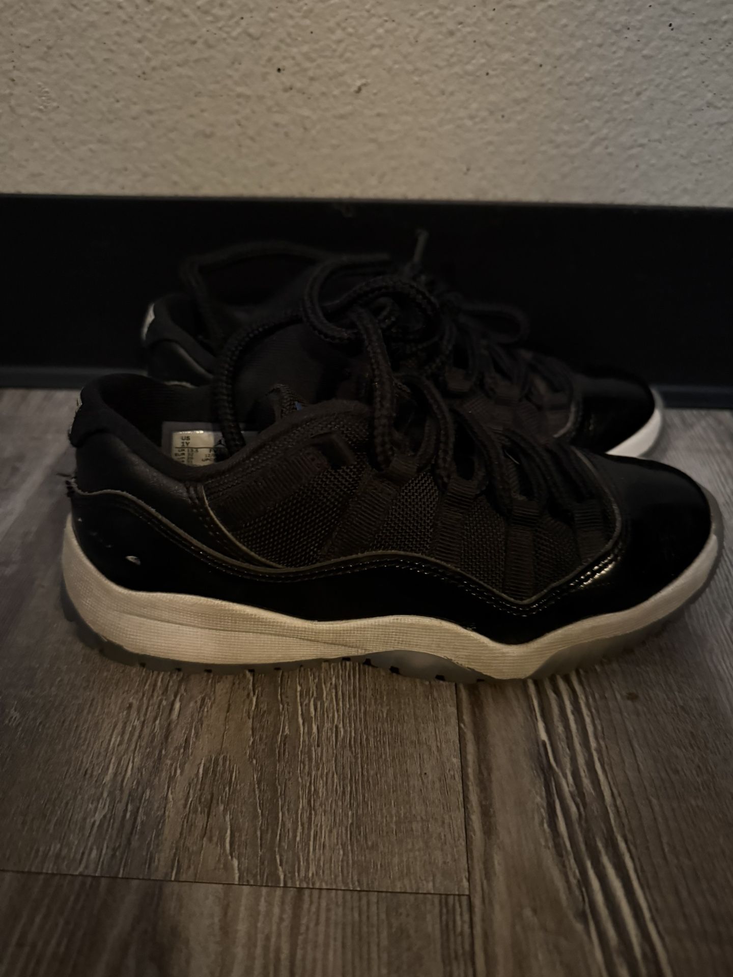 Jordan 11 Low