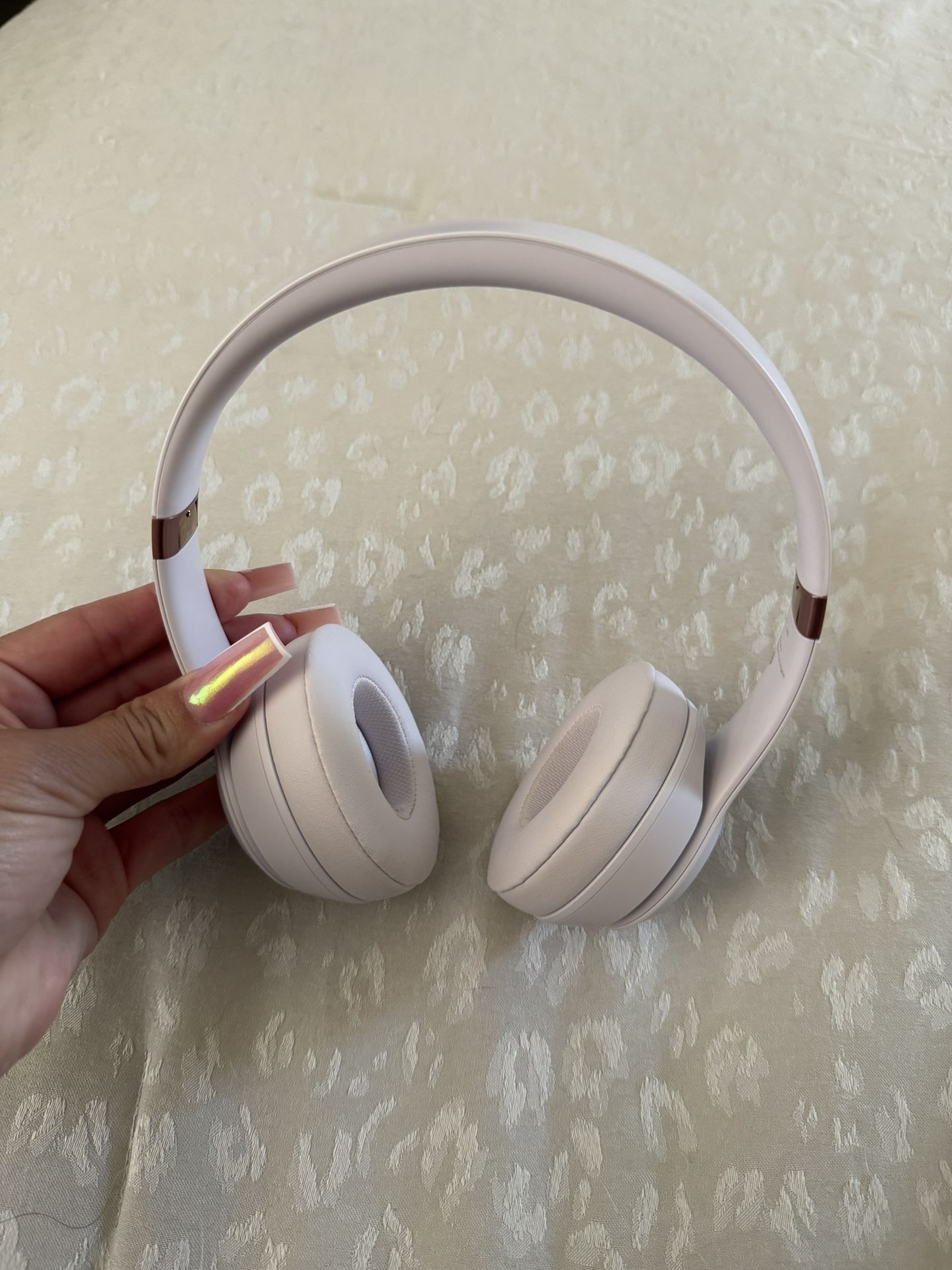 Beats Solo 4