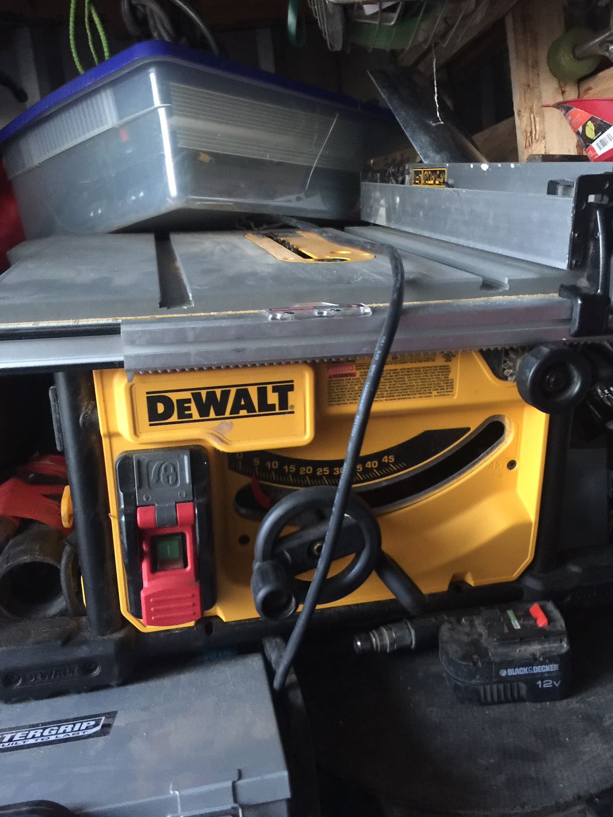 Dewalt 8in Table Saw