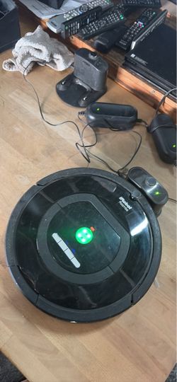 iRobot Roomba Robot Vacuum with Charging Dock