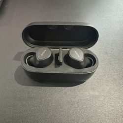 Jabra Evolve2 Buds