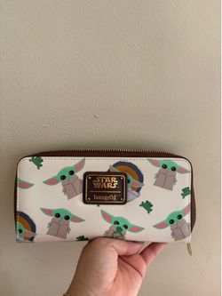 Loungefly - Grogu wallet