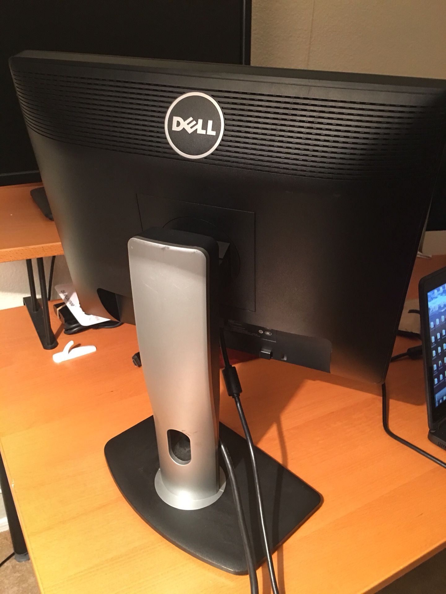 DELL Monitor for Sale in Phoenix, AZ OfferUp