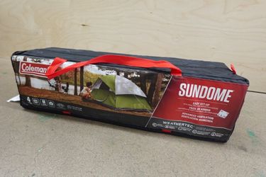 Coleman Sundome 4-Person Camping Tent in Green