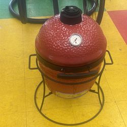 BBQ grill and smoker