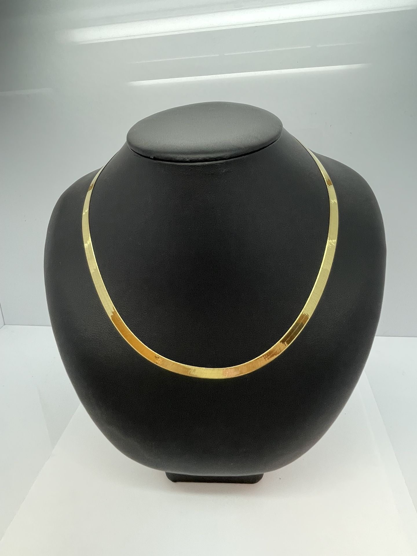 14k Gold Herringbone Chain.