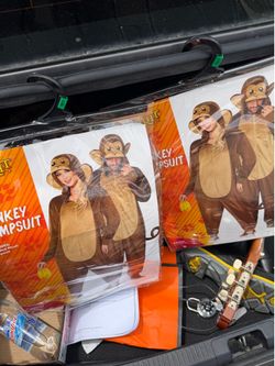 Halloween costumes for couples
