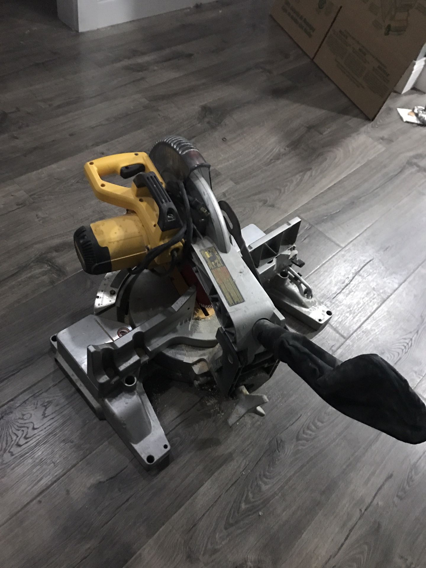 Dewalt miter saw double bevel 200 obo