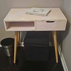 Girls Desk