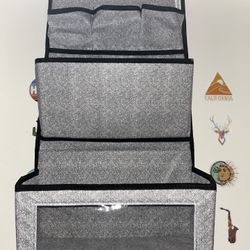 Door hanger organizer