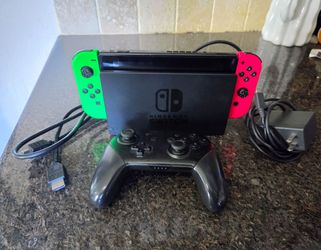 Nintendo switch 1 console