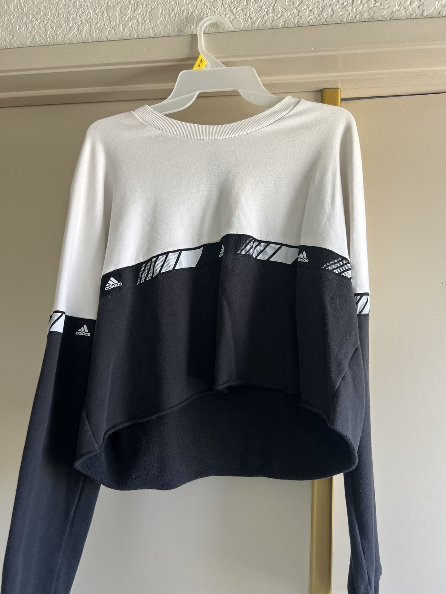 Adidas Sportwear long Sleeve