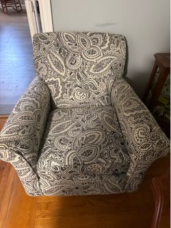 Accent chair