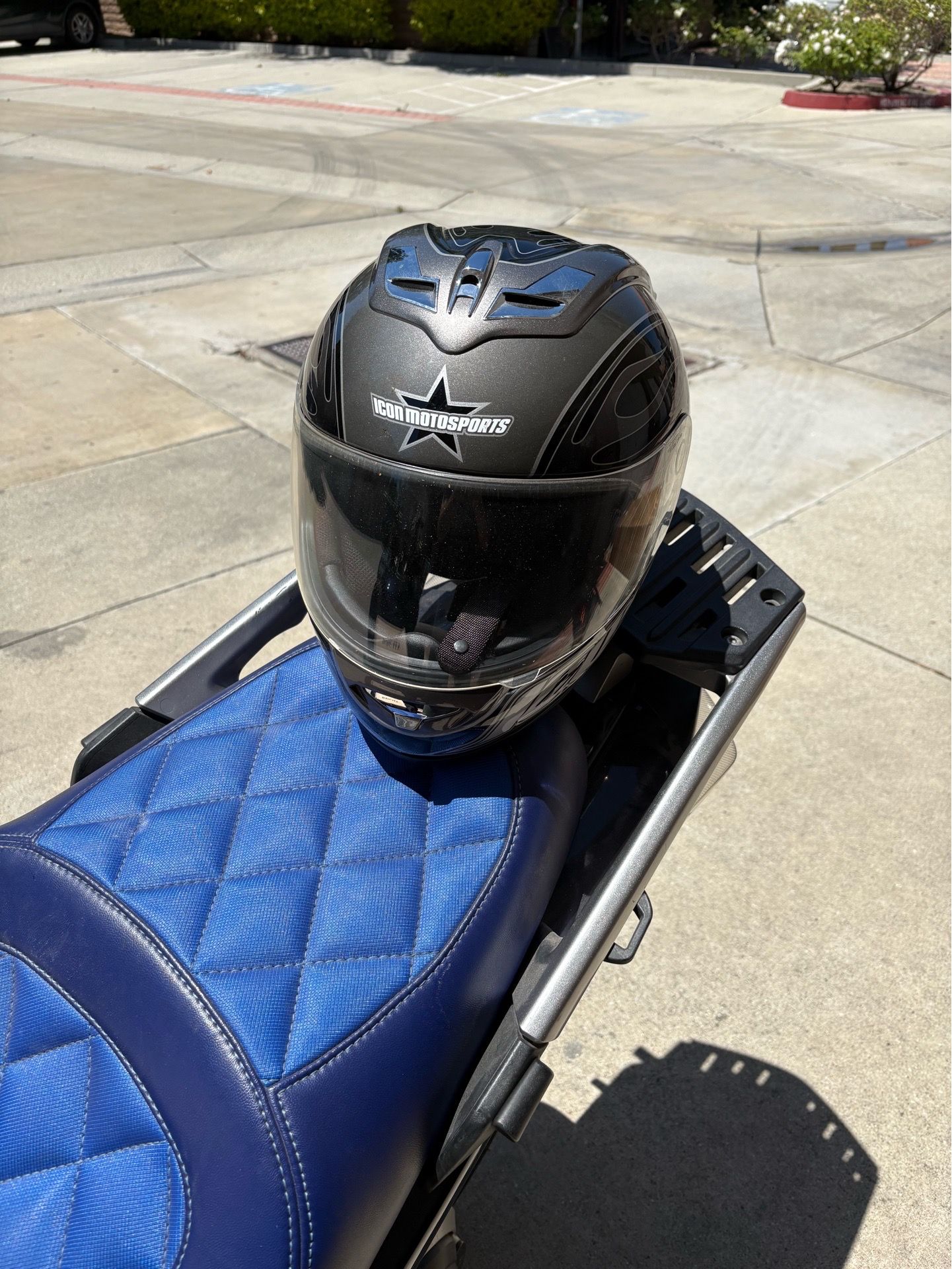 e helmet motorcycle helmet LIVALL L23 Cycling Smart with Visor CL_large-toiletry-bag COLOR:Grey calls and rider Best Backpack Brands Target