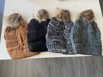 Women’s Beanies🥶