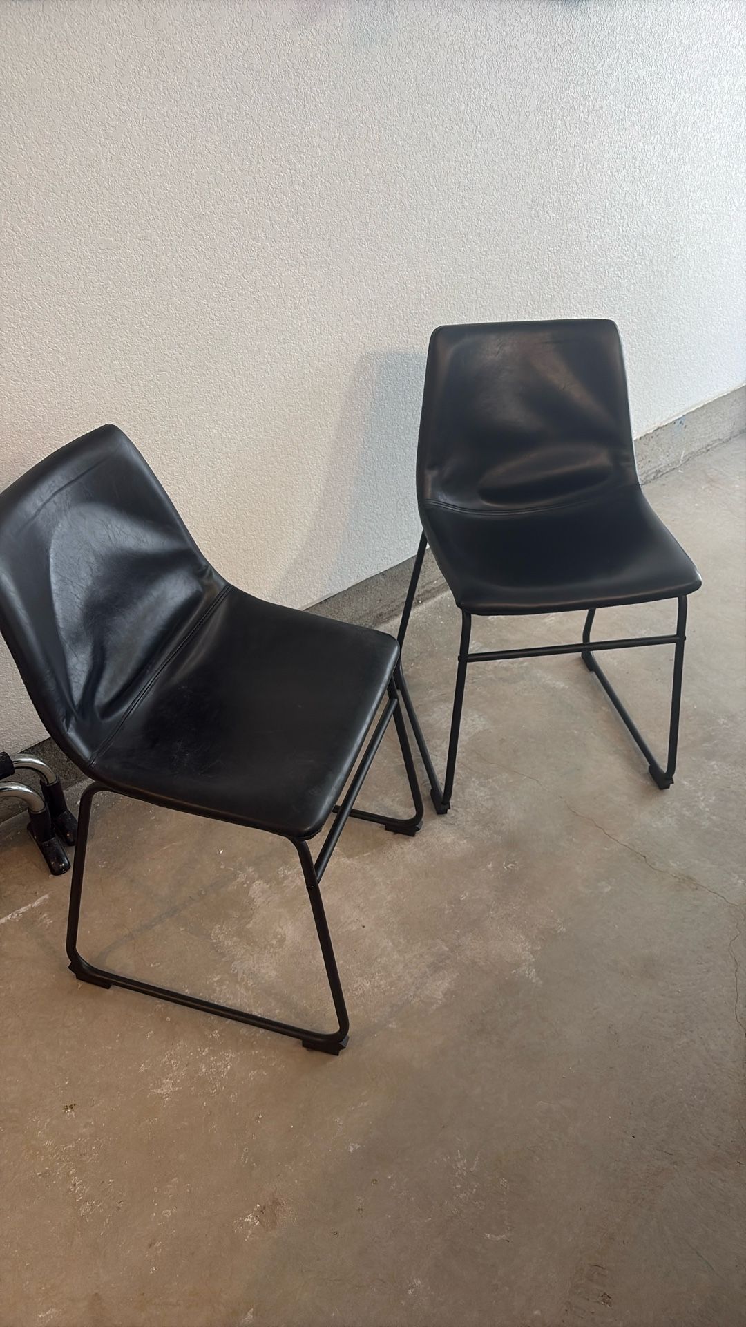 Leather Dinning Chairs 