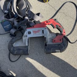 Milwaukee Bandsaw 