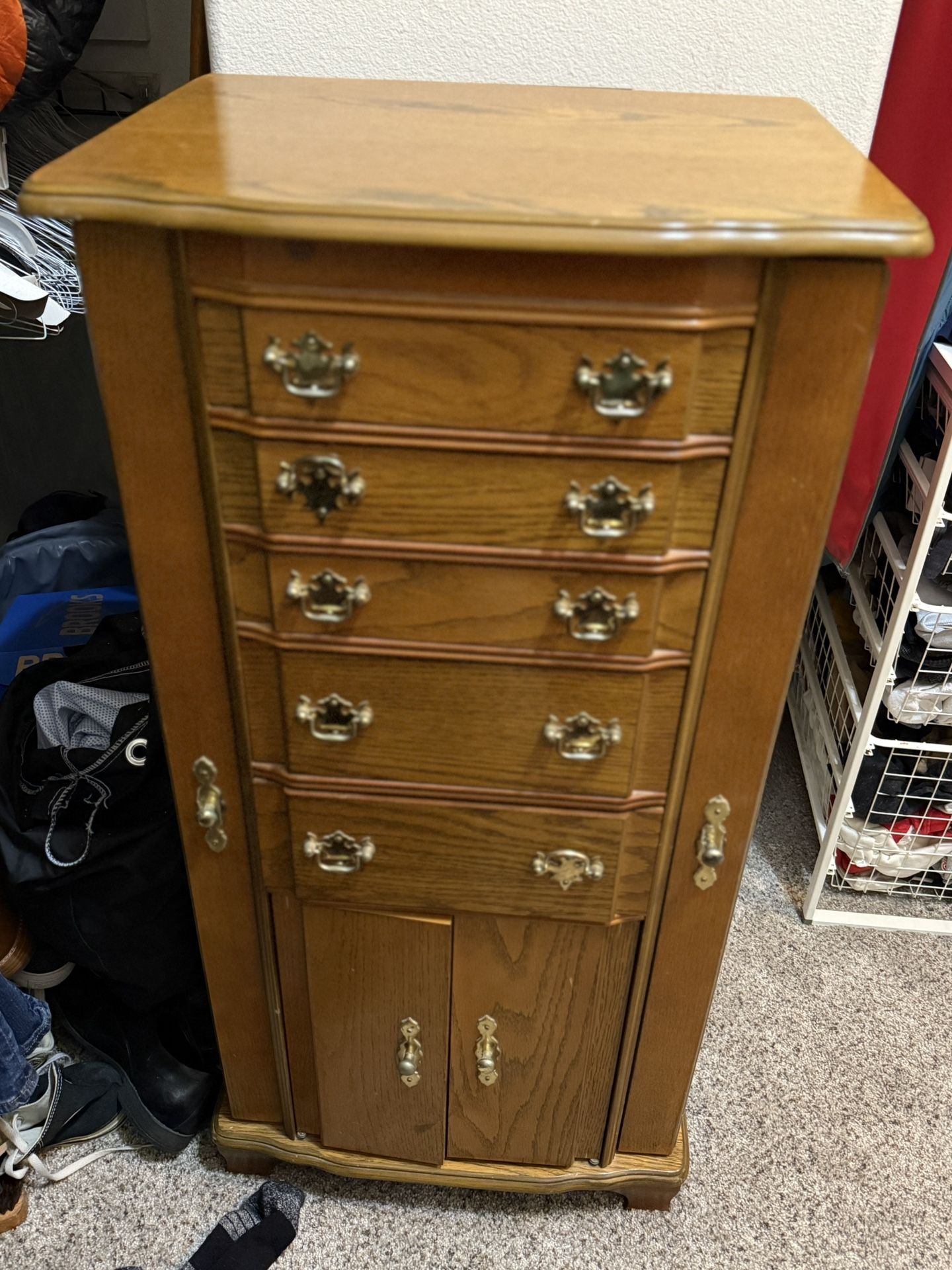 Jewelry Box Dresser
