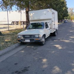 Toyota, 1 Ton, Dualie, $5000, White
