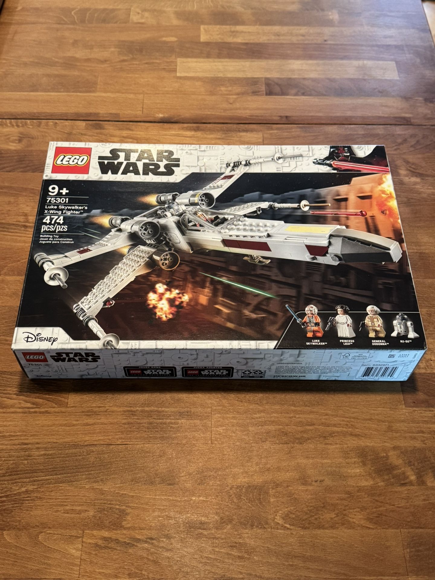 LEGO Star Wars Disney Luke Skywalker’s X-Wing Fighter 75301