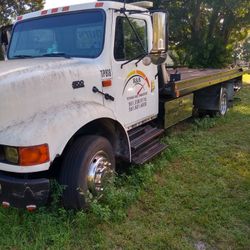 Towing Truck International 7.3 