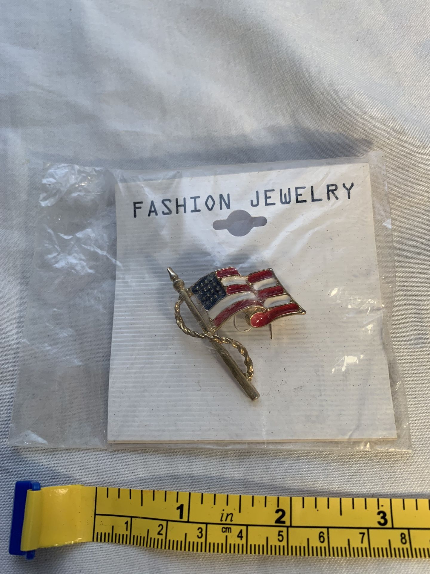 Vintage Enamel Pin Gold-tone American Flag Brooch