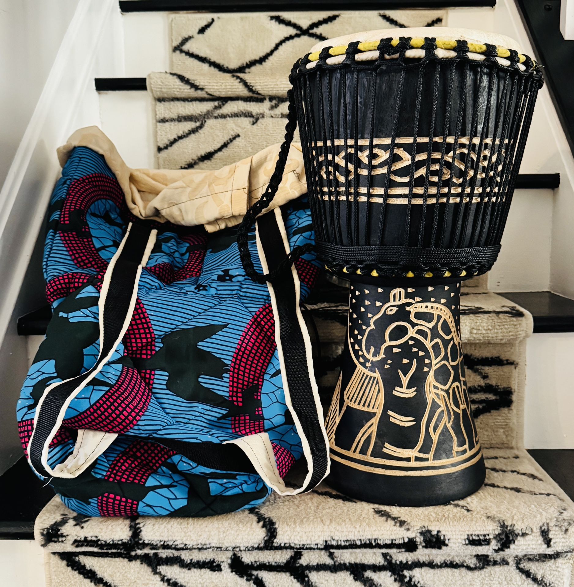 Stunning 22” Djembe Drum with Carrying case