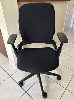 Steelcase Leap Office chair