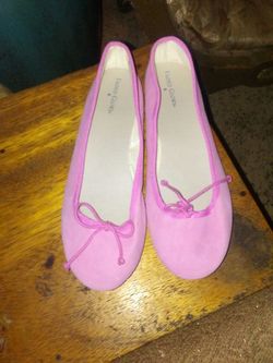 NWOT Pink ballet flats size 8