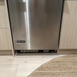 Viking Professional Dishwasher 