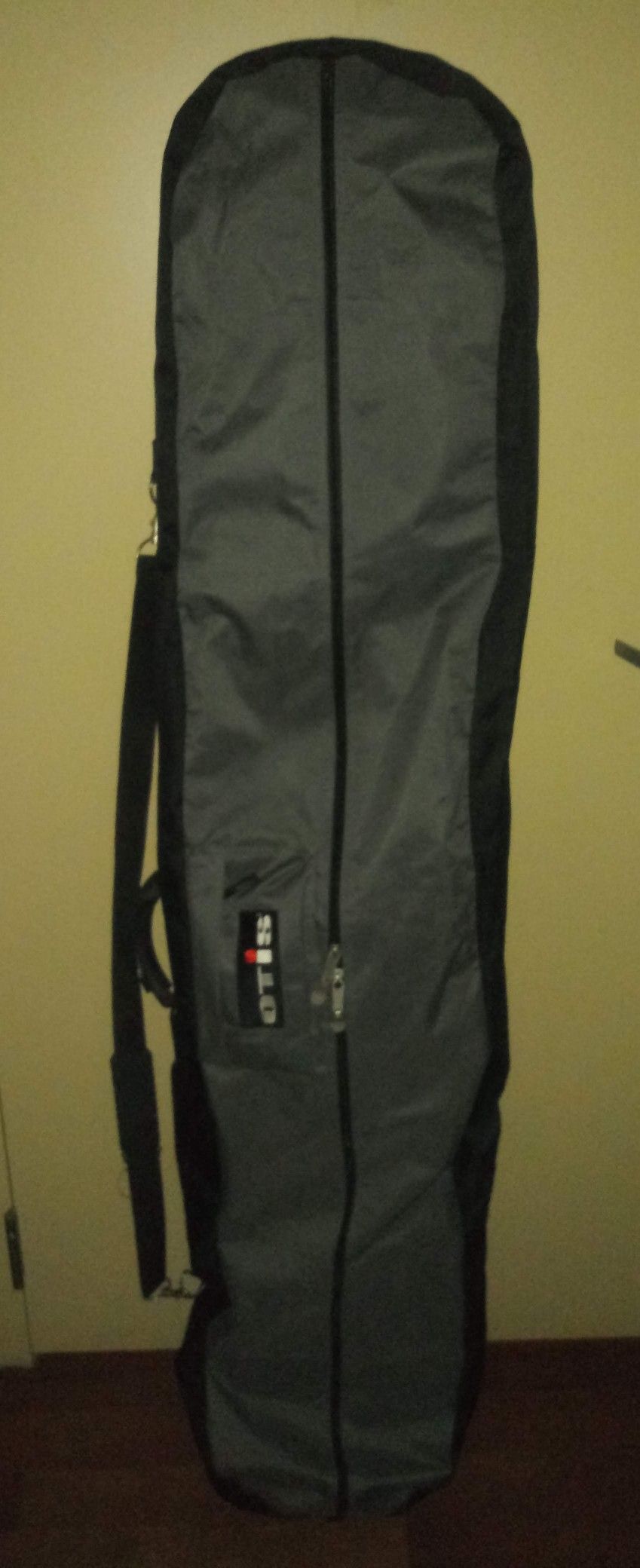 Otis Snowboard Bag