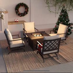 Outdoor Fire Pit Table & 4 Chair Patio Set – Like New 