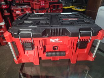 Milwaukee Packout 22" Large Portable Tool Box