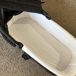 Baby Jogger Bassinet/Deluxe Pram