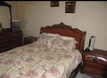 Queen Bedroom Furniture