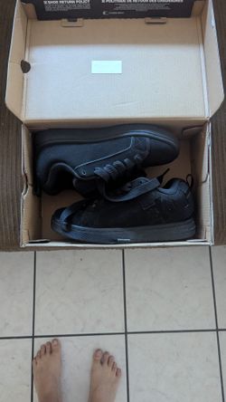New In Box All Black Size 6 Mens 7.5 Women's $60