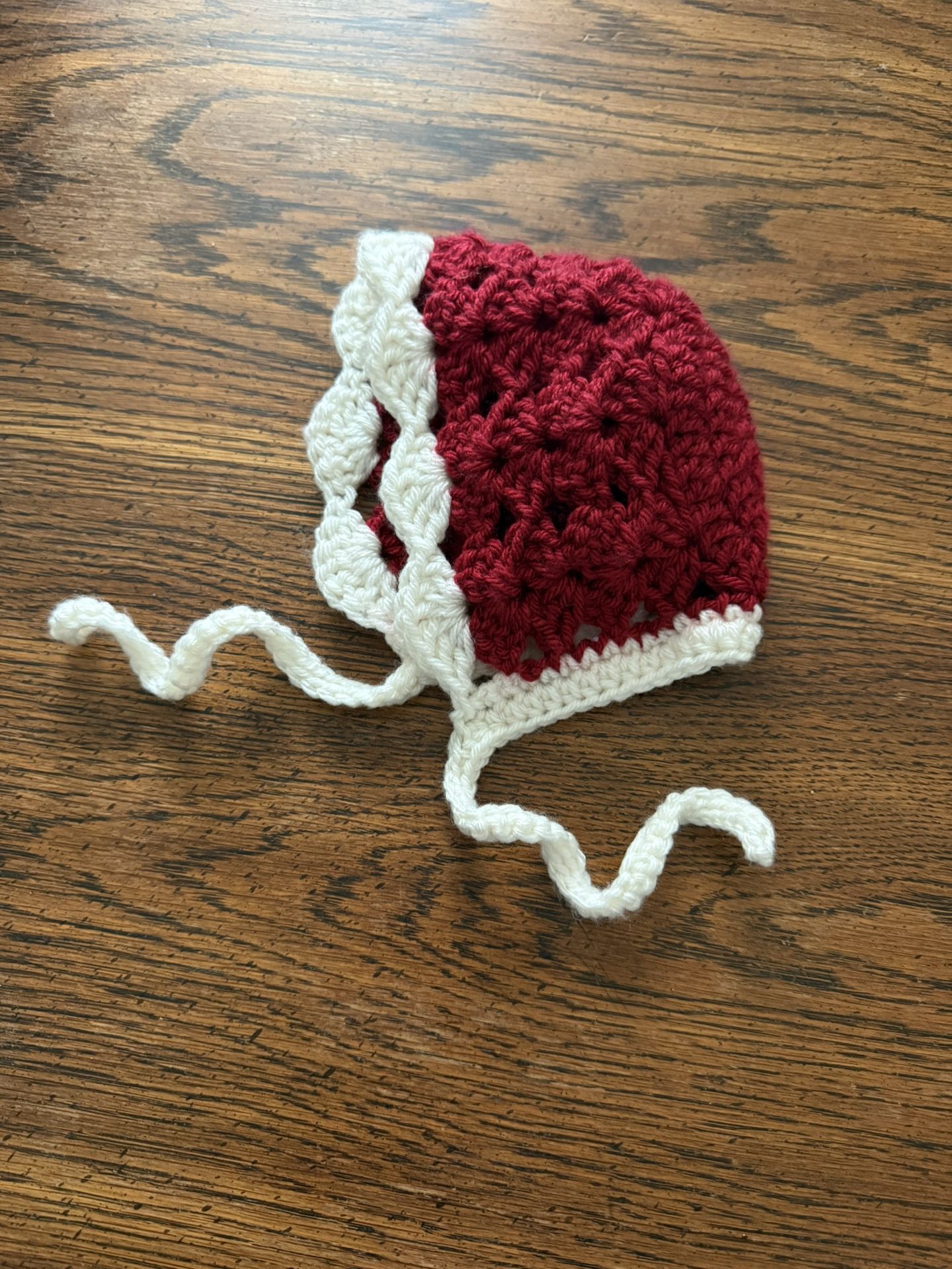 Newborn Xmas Bonnet New