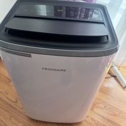 Portable Ac/ Dehumidifier Unit