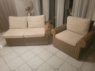 INDOOR/ OUTDOOR FURNITURE