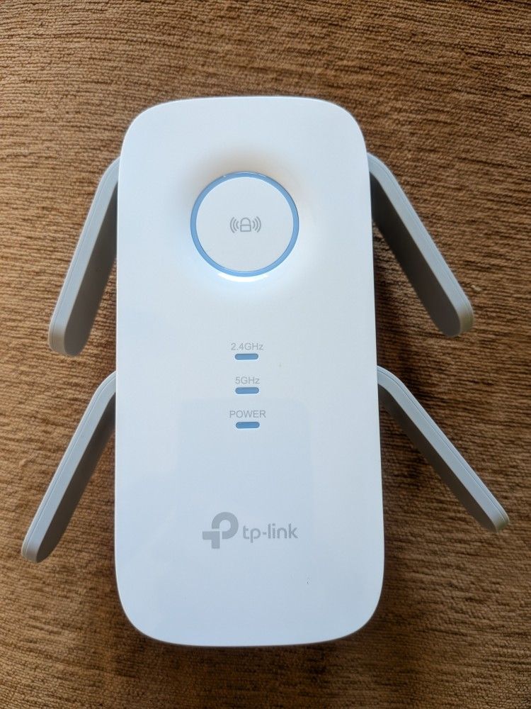 TP AC2600 WI-FI Range Extender (RE650)