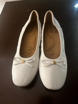 White Leather Ballet Flats with Bow Detail