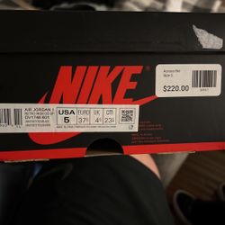 Retro Jordan 1 Size 5