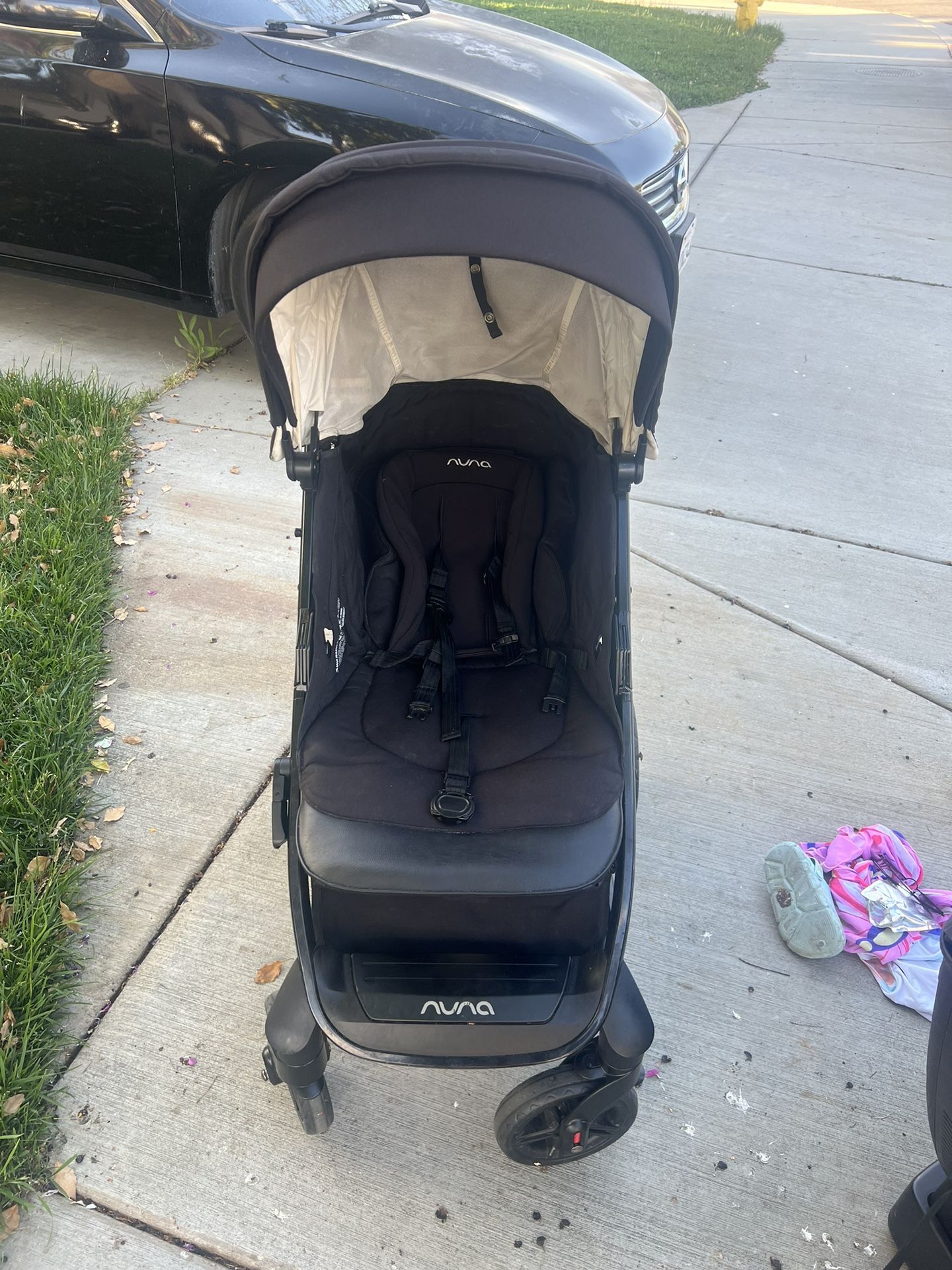 Nuna Stroller 