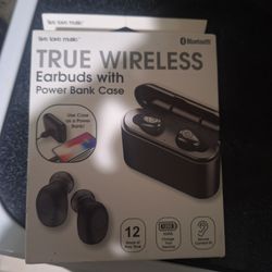 Bluetooth Wireless Earbuds Bundle – 1 Full Set + 1 Single Earbud (Working)